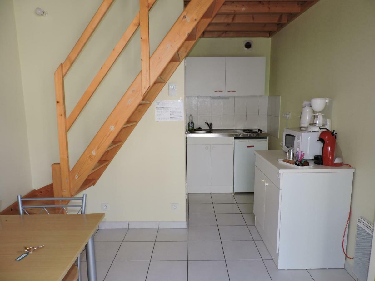 Studio Des Pres Fougeres Exterior photo